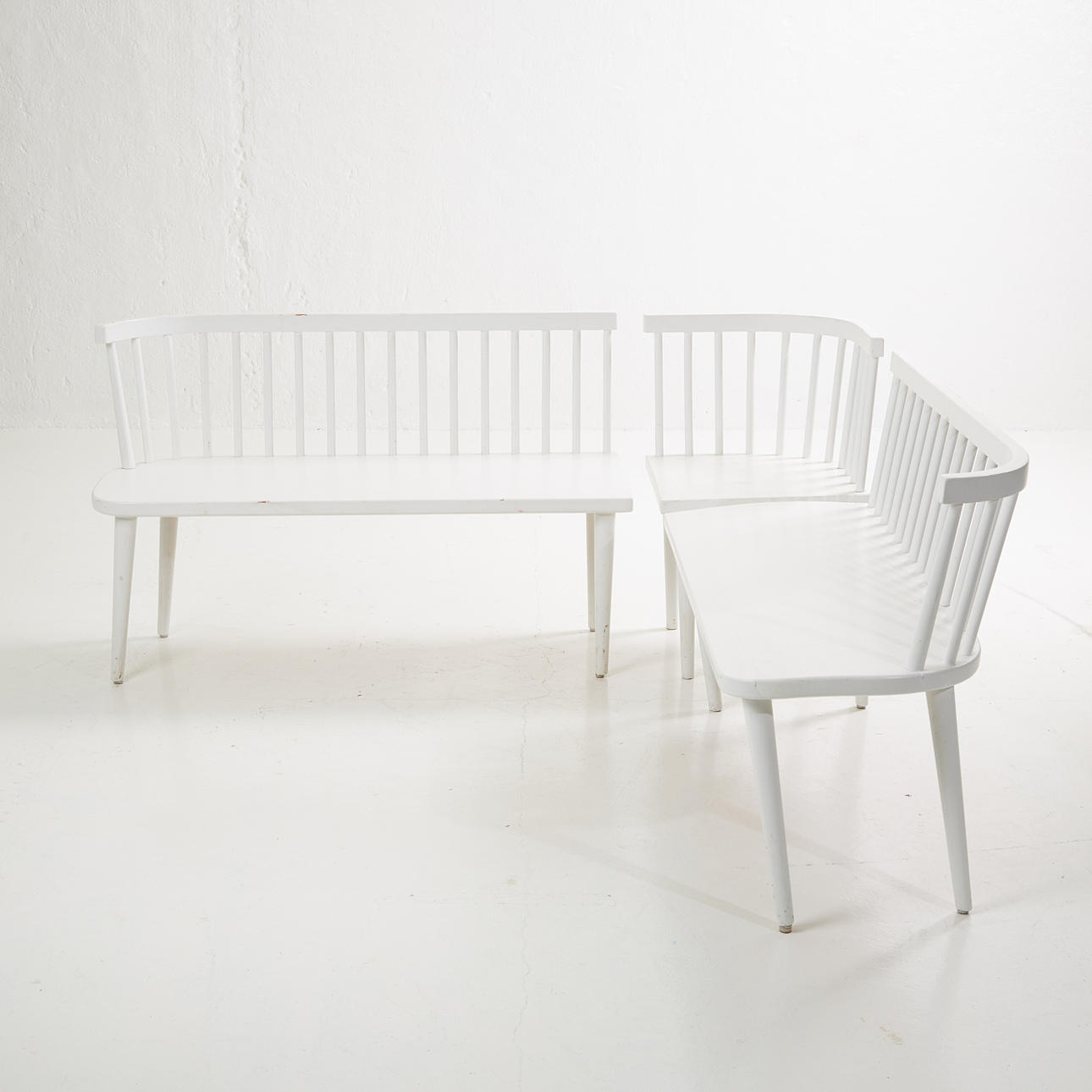 SOFA, dreiteilig, Mitte 20. Jahrhundert, Eckmodell, Holz.