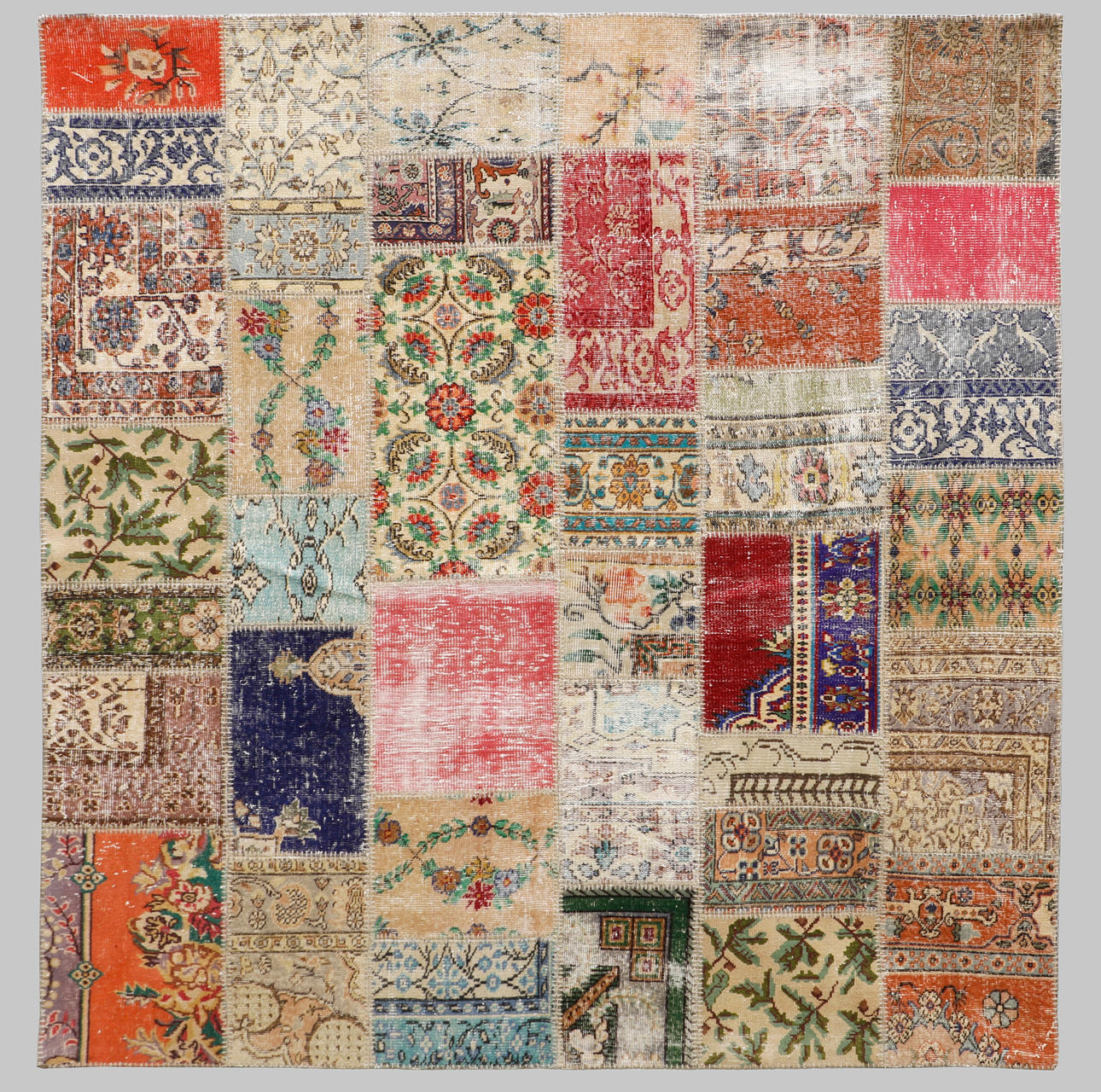 ORIENT MATTA, Patchwork-Teppich, ca. 235x223cm.