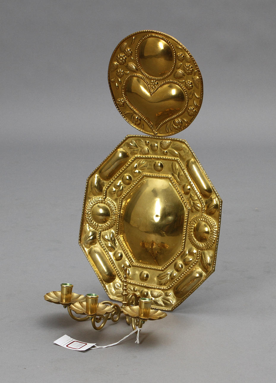 LJUSPLÅT, mässing.