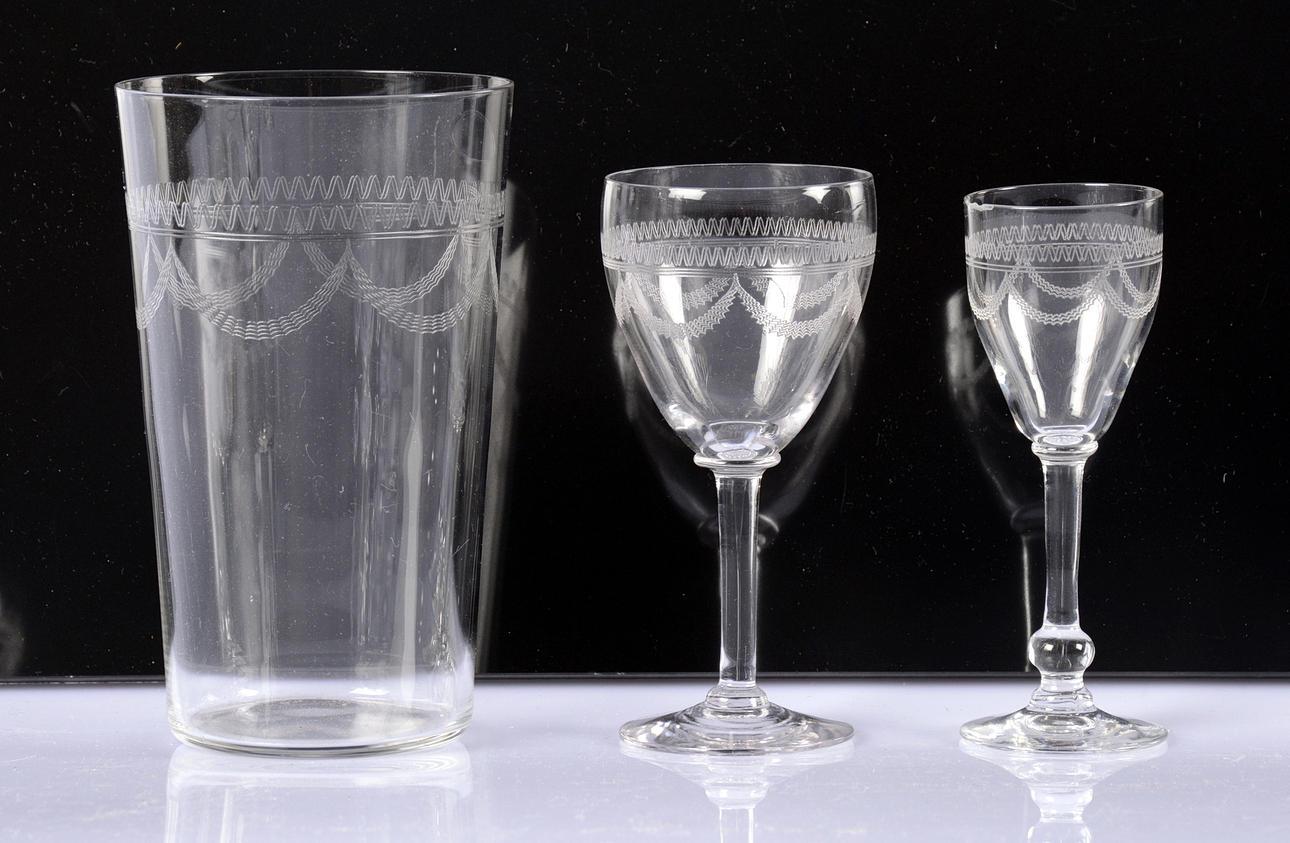 GLASSERVISDELAR.