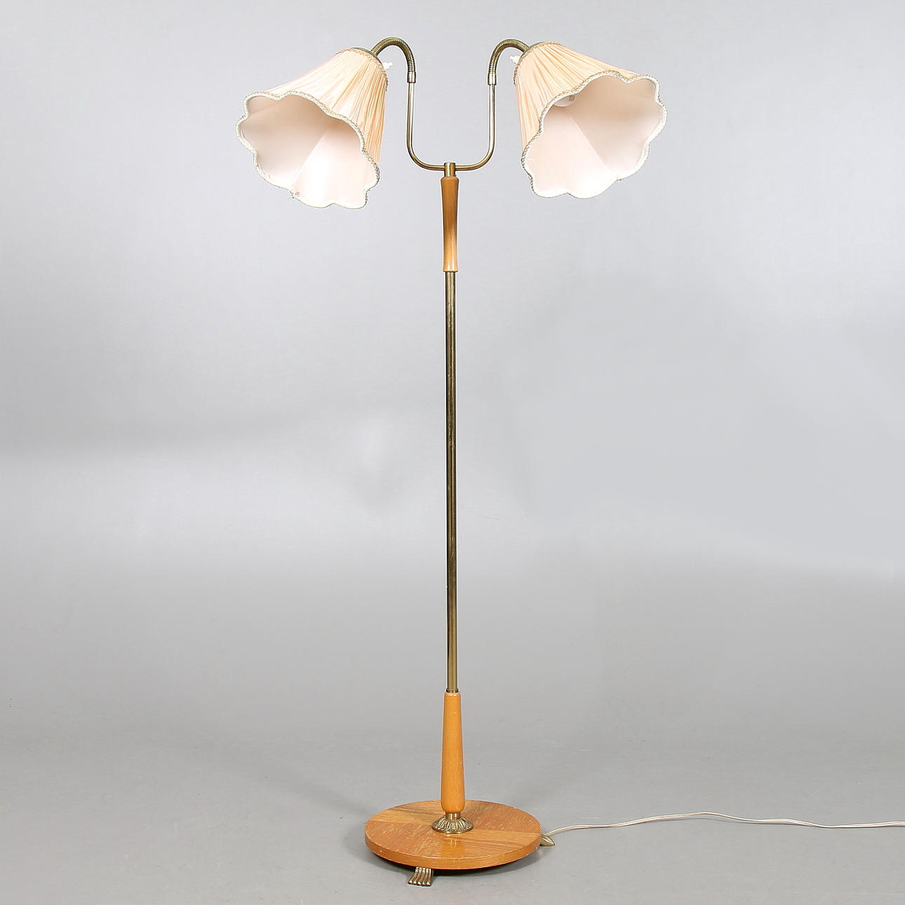 GOLVLAMPA, 1940/50-tal.