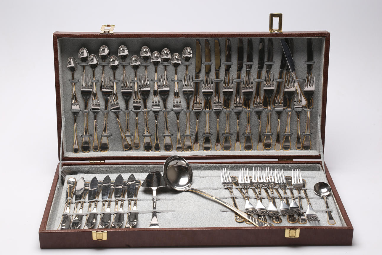 JUEGO DE CUBIERTOS, Tavola.