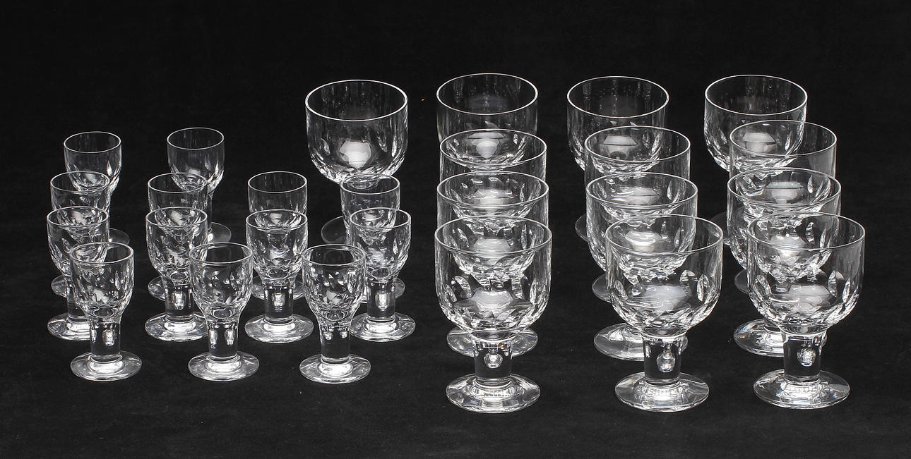 GLASSERVISDELAR, 26 delar, Sverige, 1900-tal.