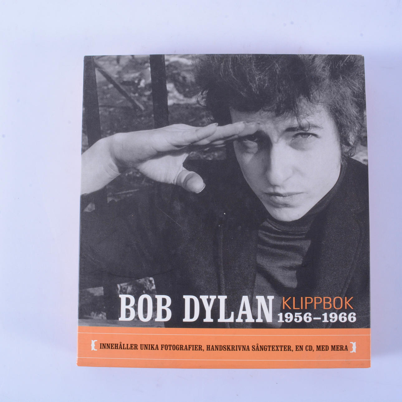 BOOK, Bob Dylan, scrapbook 1956-1966. Books, Maps & Manuscripts 