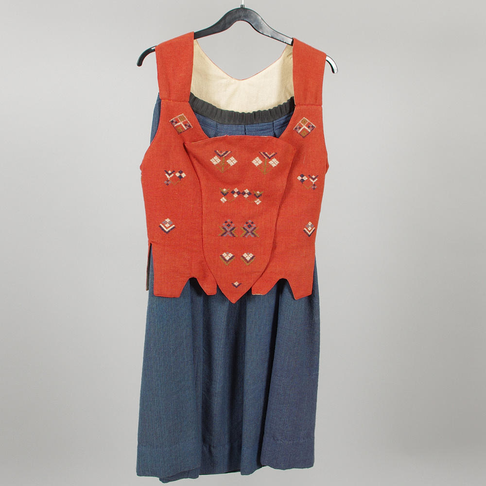 FOLKDRÄKT, kjol med väst.