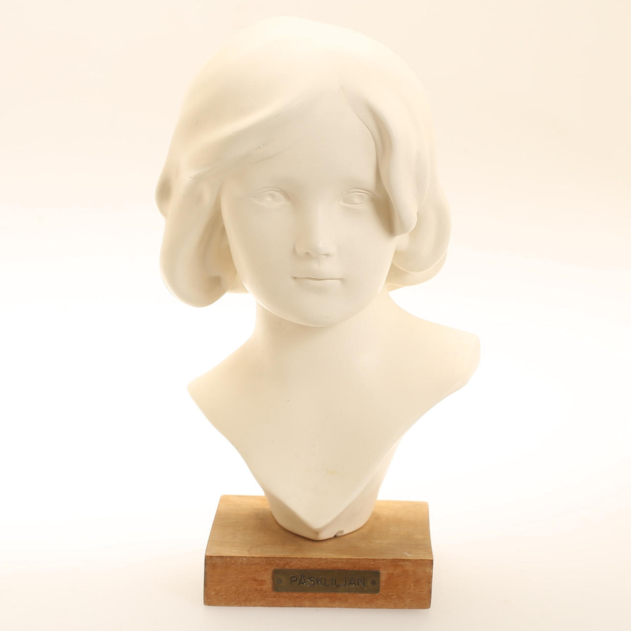 BUST, plasticine, "Easter lily", 1900s.