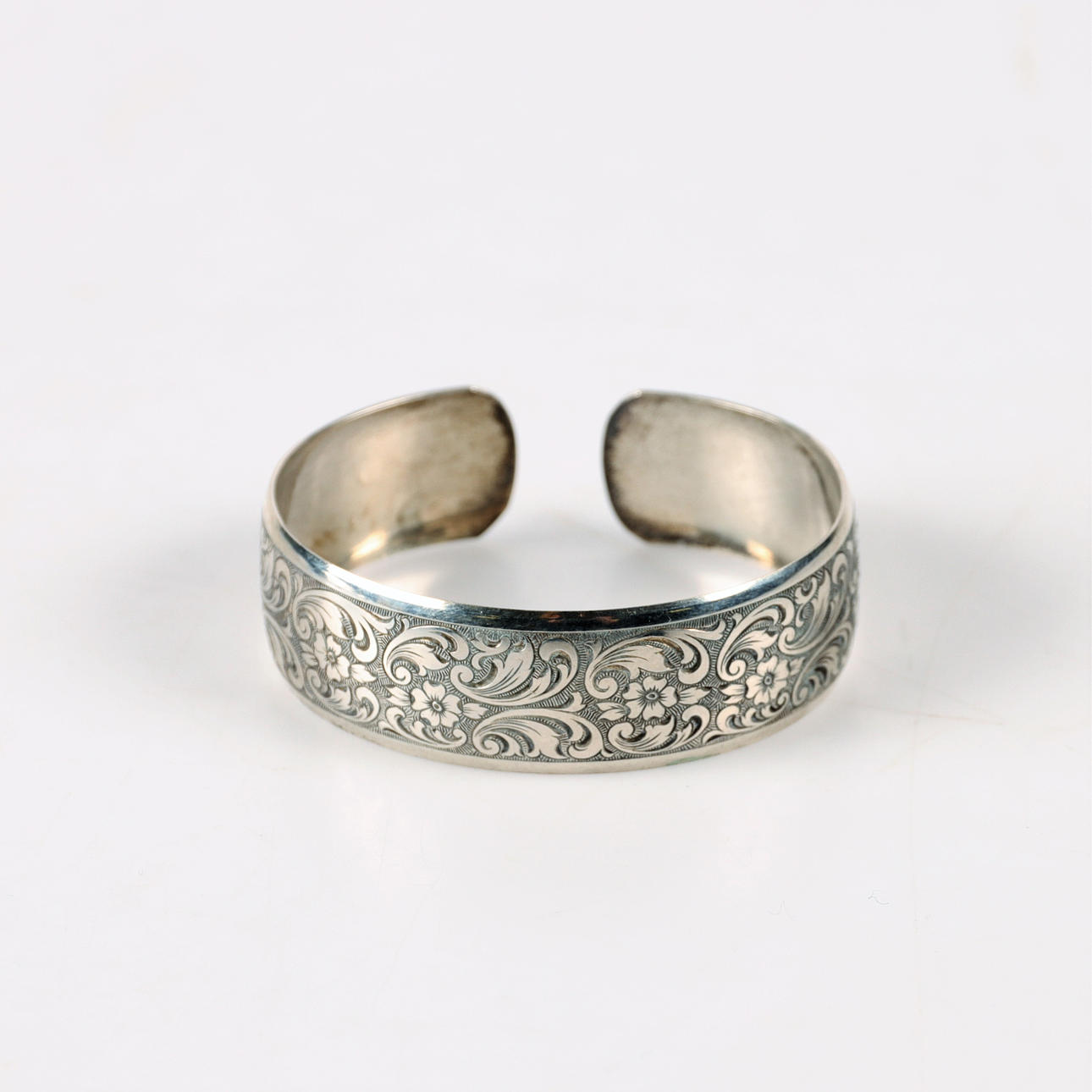 ARMBAND, silver, stelt.