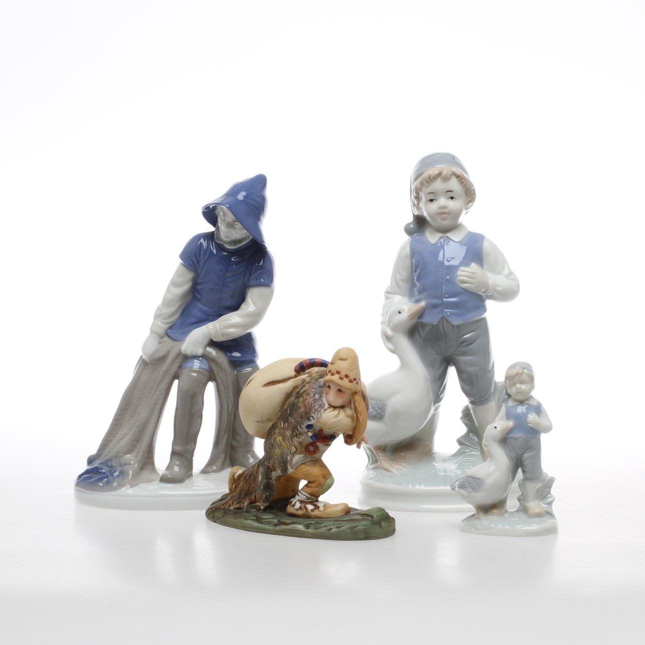 PARTI FIGURINER, 4 st, porslin, Bl a Nils Holgersson Gården AB.