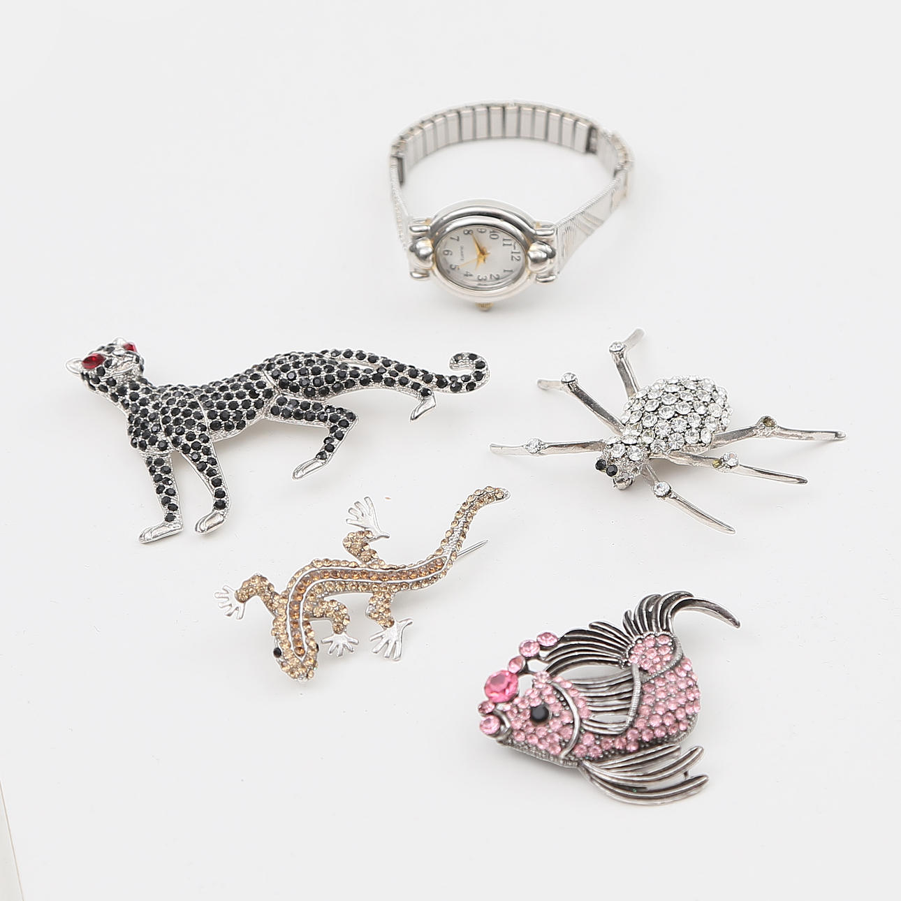 BIJOUTERIER och DAMUR, totalt 5 delar, 1900-tal.