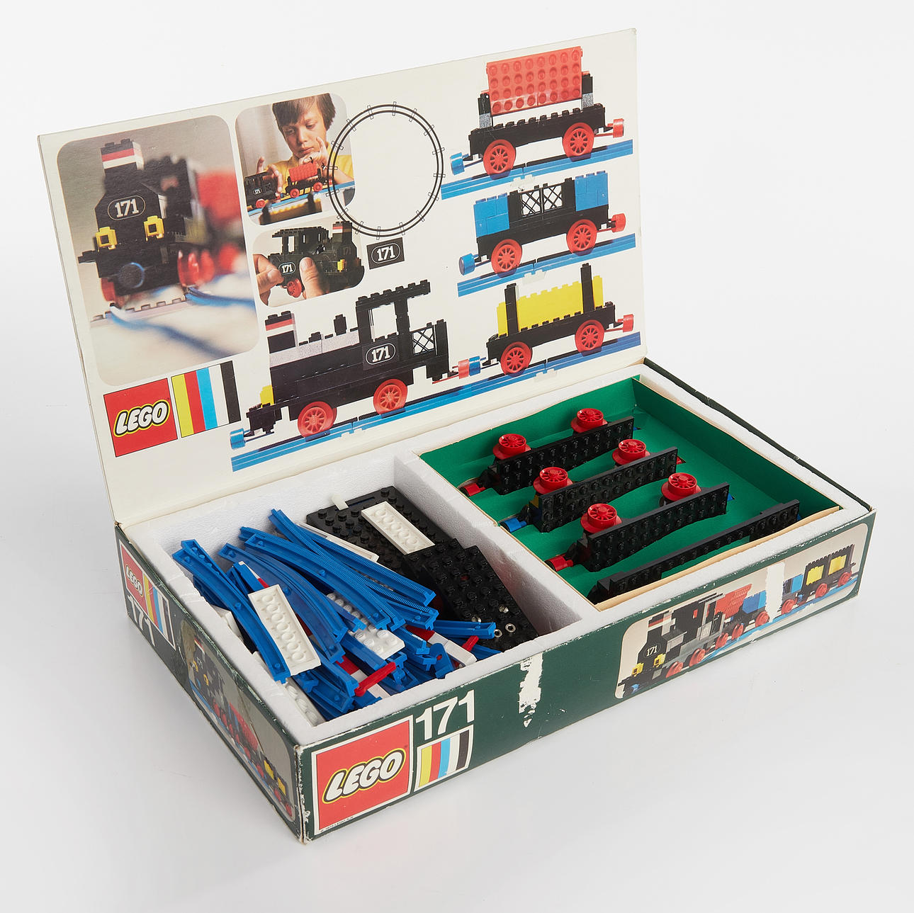 LEGO. Train, set 171, 1970s. Locomotive with engine.