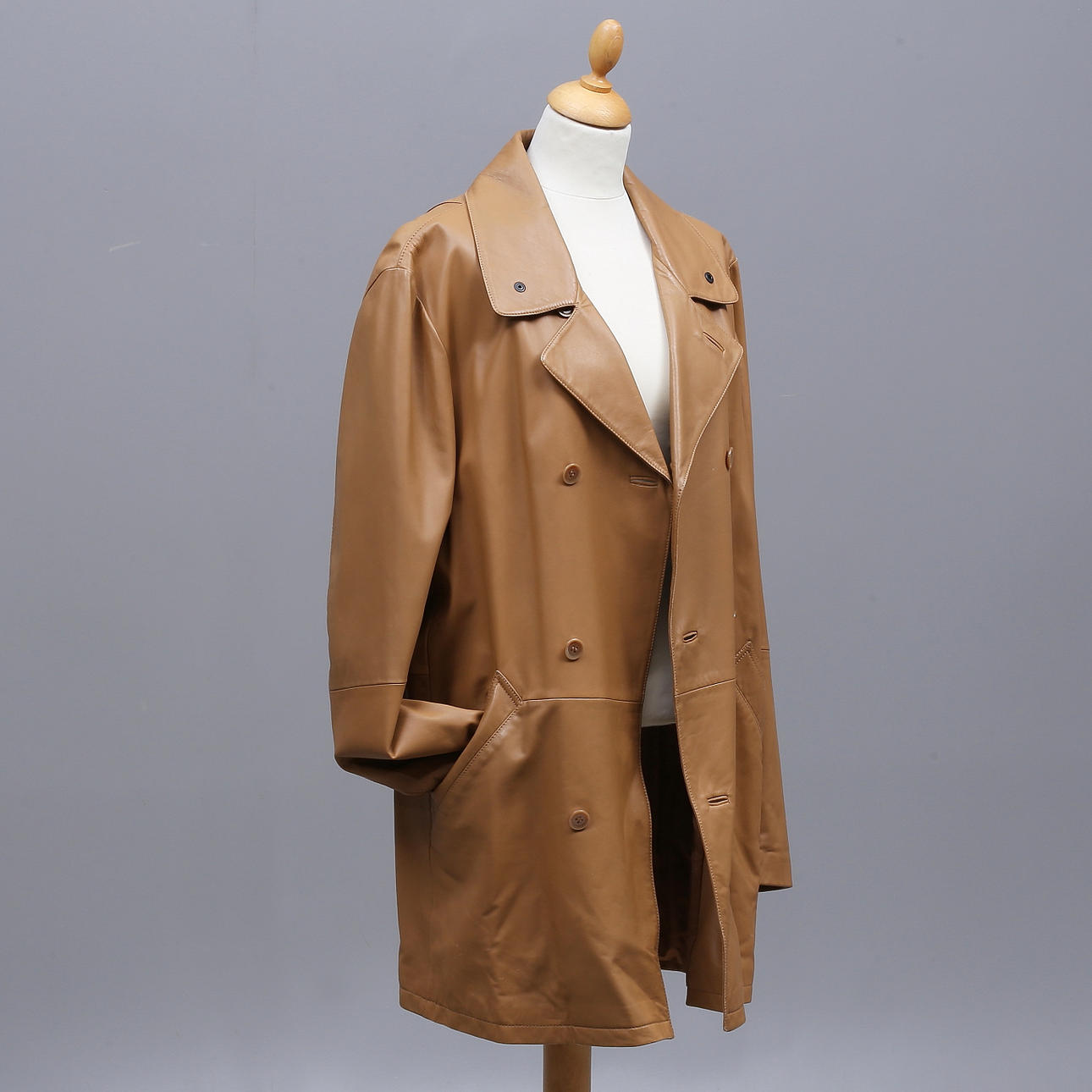 GIORGIO ARMANI. Leather coat, men, Italy.