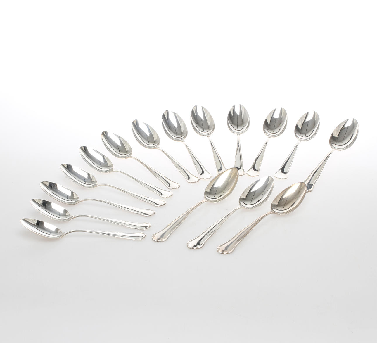 SKEDAR 12 + 4 st, silver, modell "SAGA", J. L. Hultman.