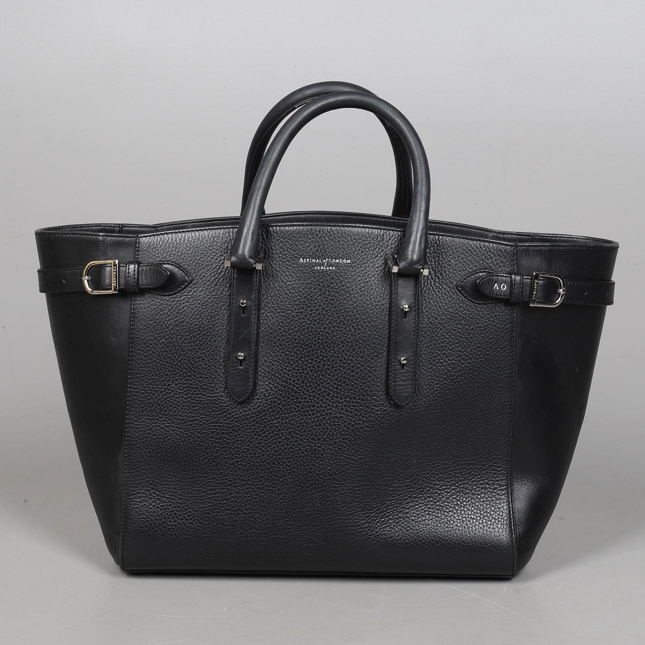 A BLACK ASPINAL MARYLEBONE TOTE BAG.