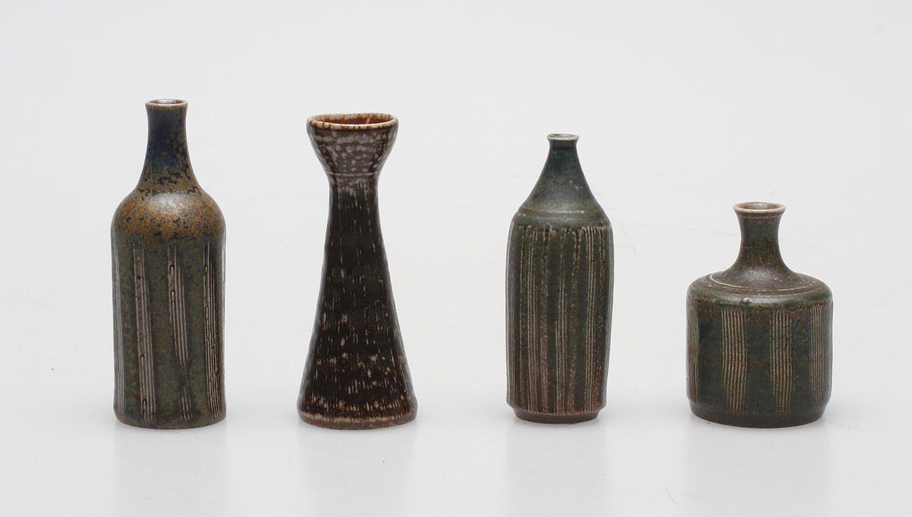 MINIATYRVASER, 4 st, stengods, Wallåkra.