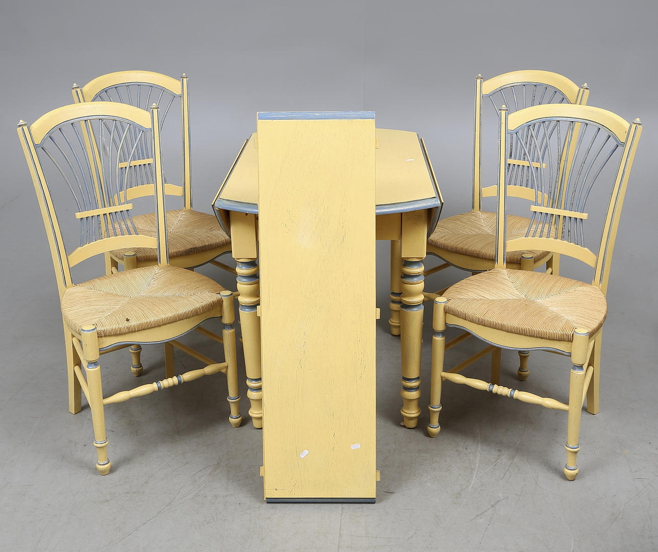 MATSALSMÖBEL, 5 delar, Frankrike, 1900-tal.