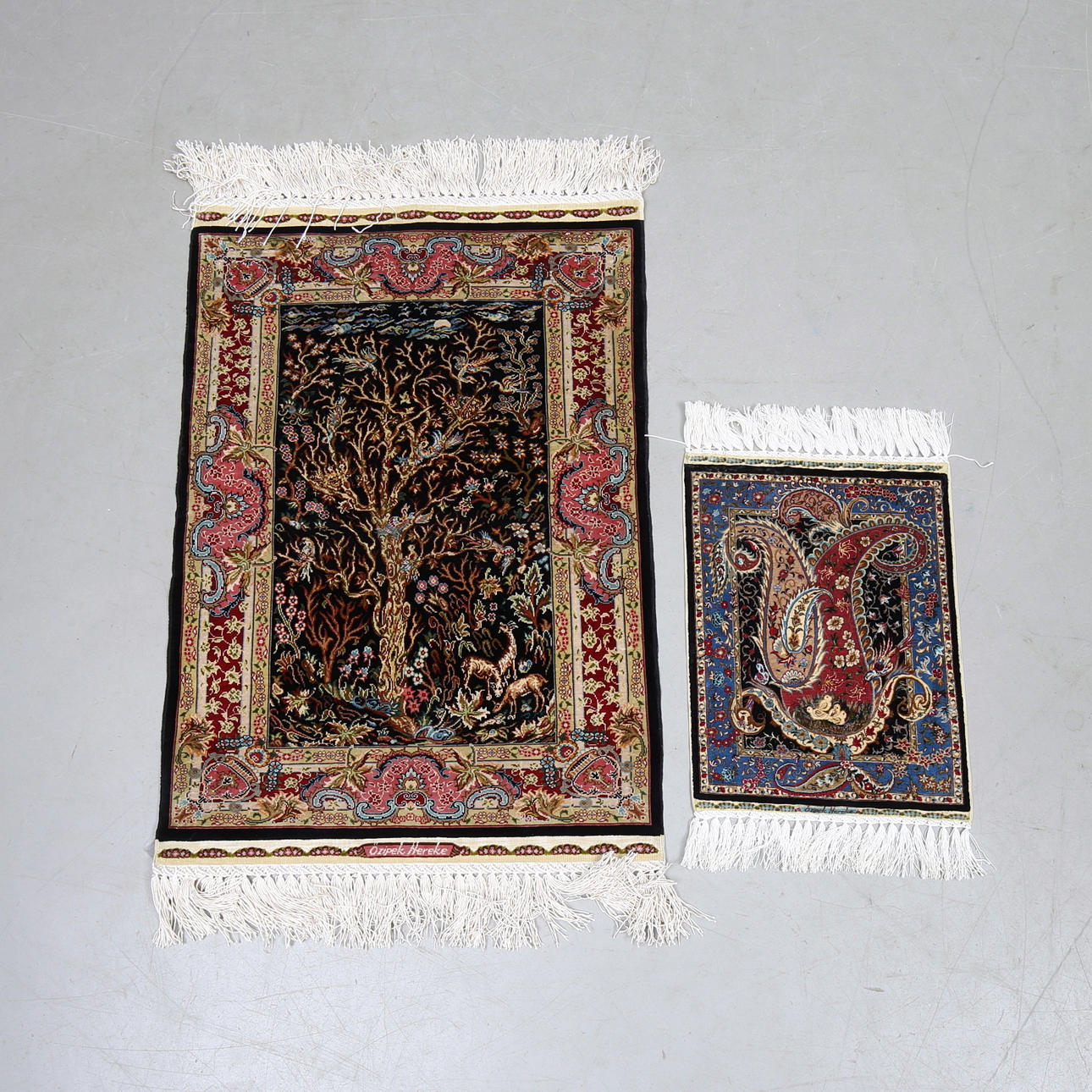 MINIATUR-TEPPICHE, 2 Stück, gemarkt, Özipek Hereke.