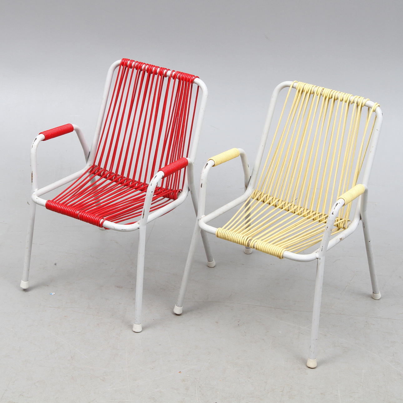 BARNSTOLAR, 2 st, 1900-tal.