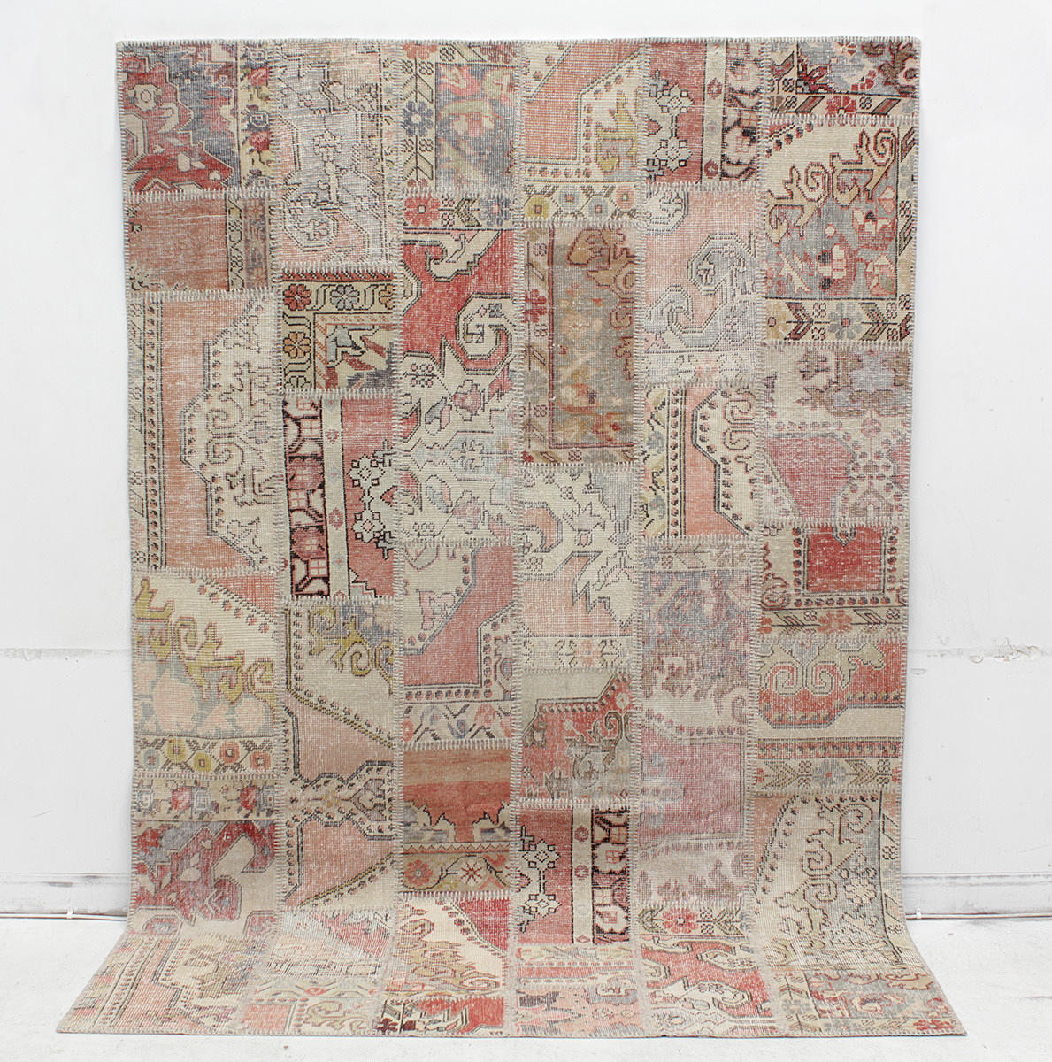 MATTA, Patchwork, ca 300 x 200 cm.