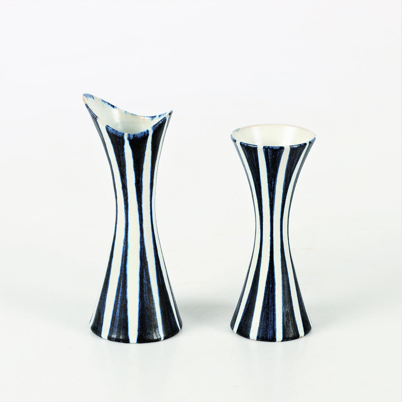 METTE DOLLER. vases, 2 pcs., glazed stoneware, 1950s/60s.