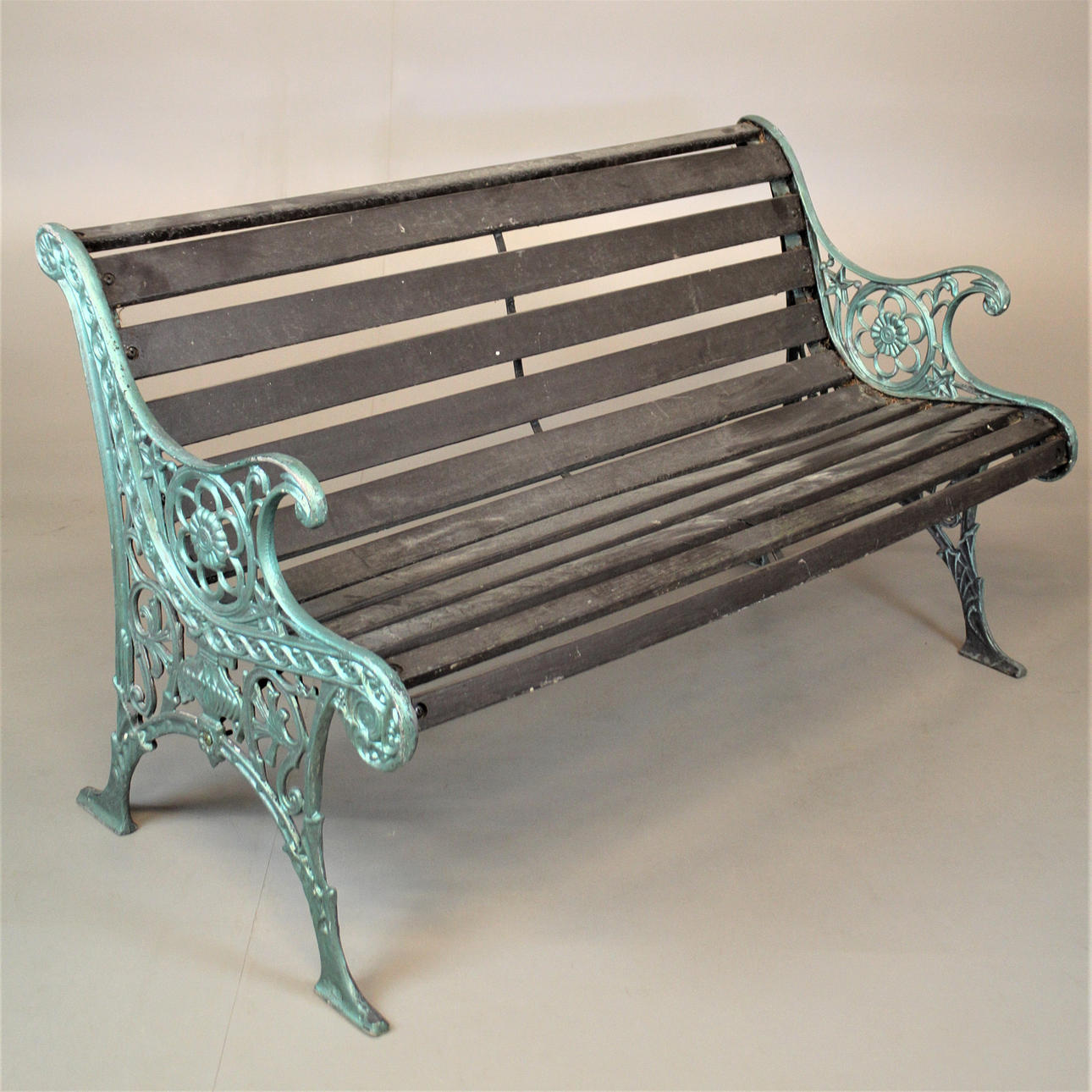 PARKBÄNK, gjutjärn/ trä.