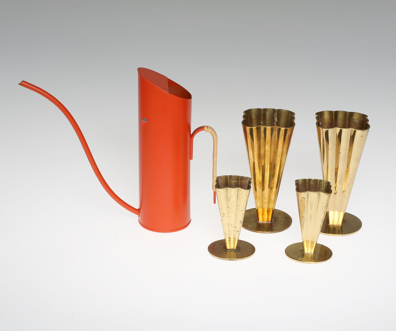 VASER 2 par samt kanna, Ystad metall.