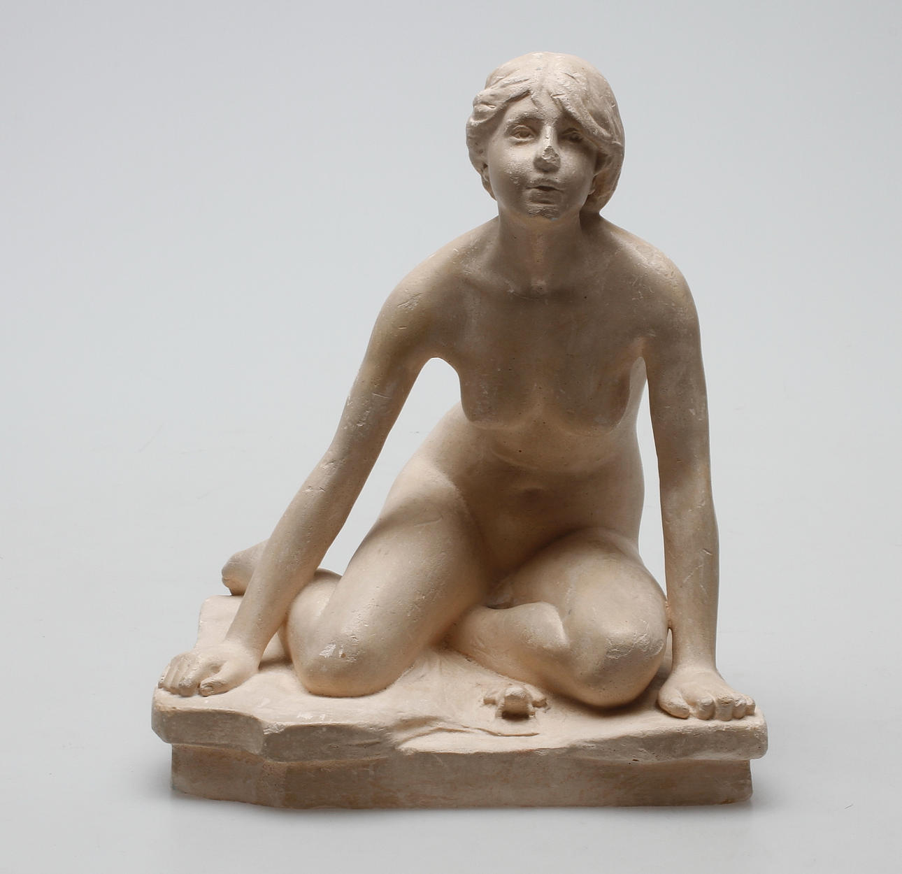 PER HASSELBERG. EFTER. "Grodan". Skulptur, gips, signerad P. Hasselberg.