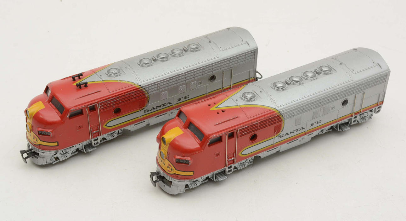 Märklin. Santa Fe. Two locomotives. H0.