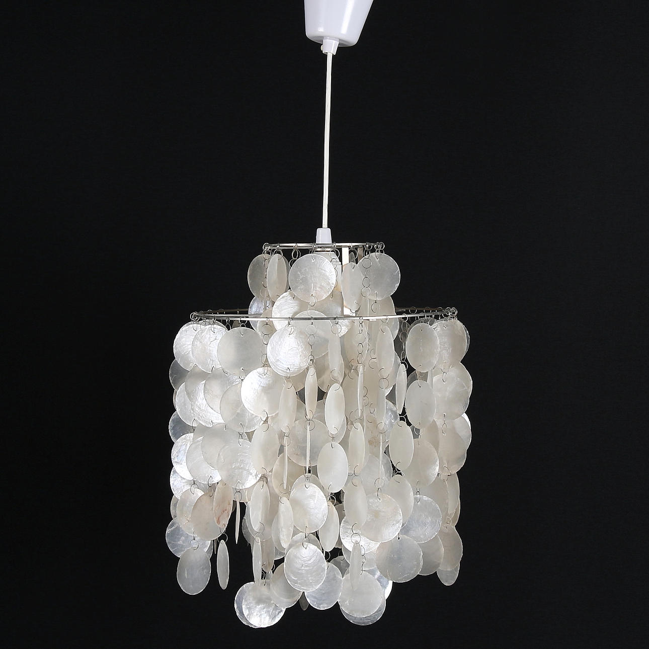 TAKLAMPA, snäckskal och stål, "Fun 2 DM", Verner Panton, Danmark, 1964.