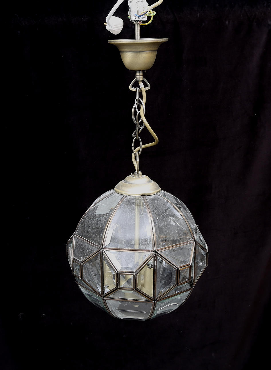 TAKLAMPA, Globen AB, 1900/2000-tal, total höjd ca. 58 cm.