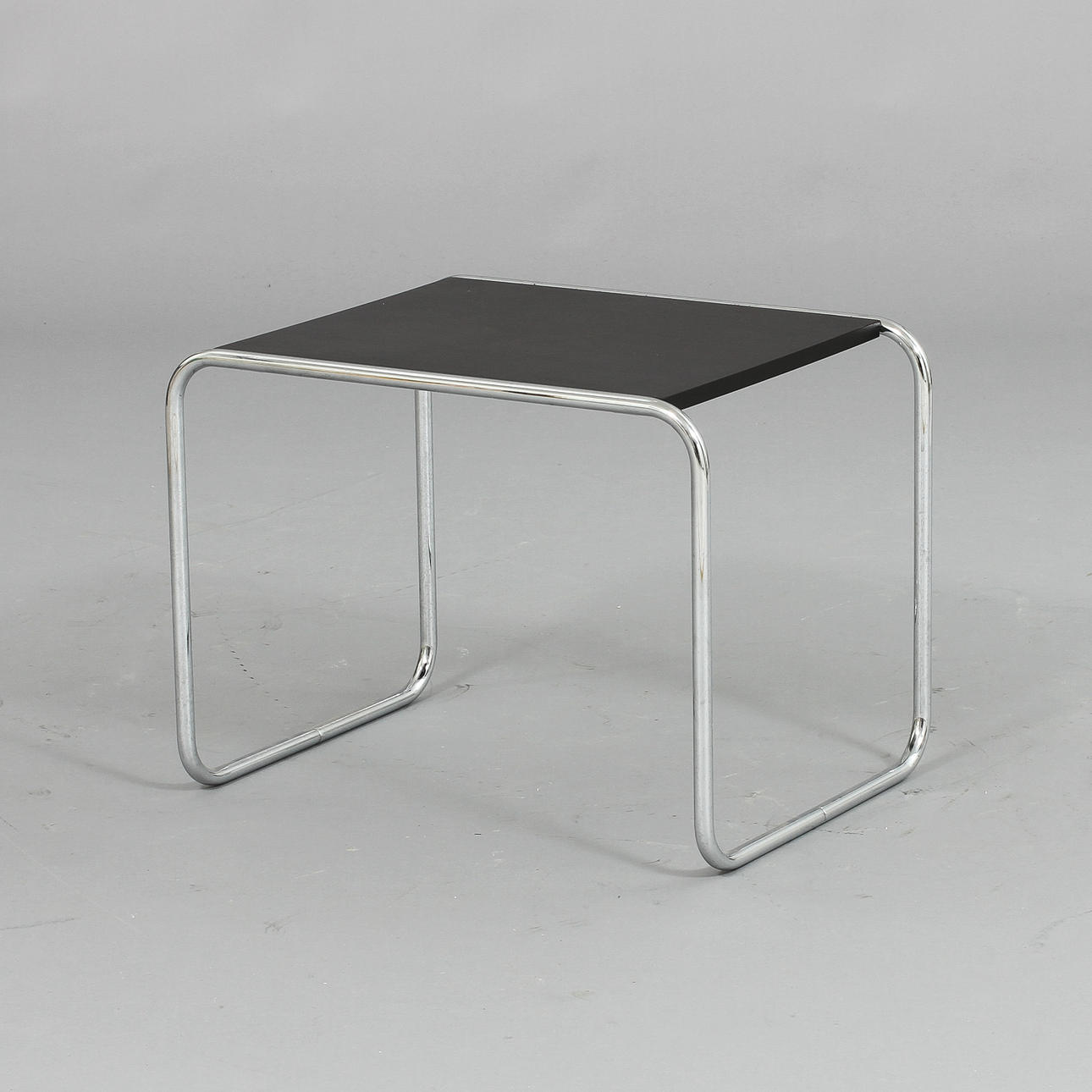 BORD, Thonet, Marcel Breuer.