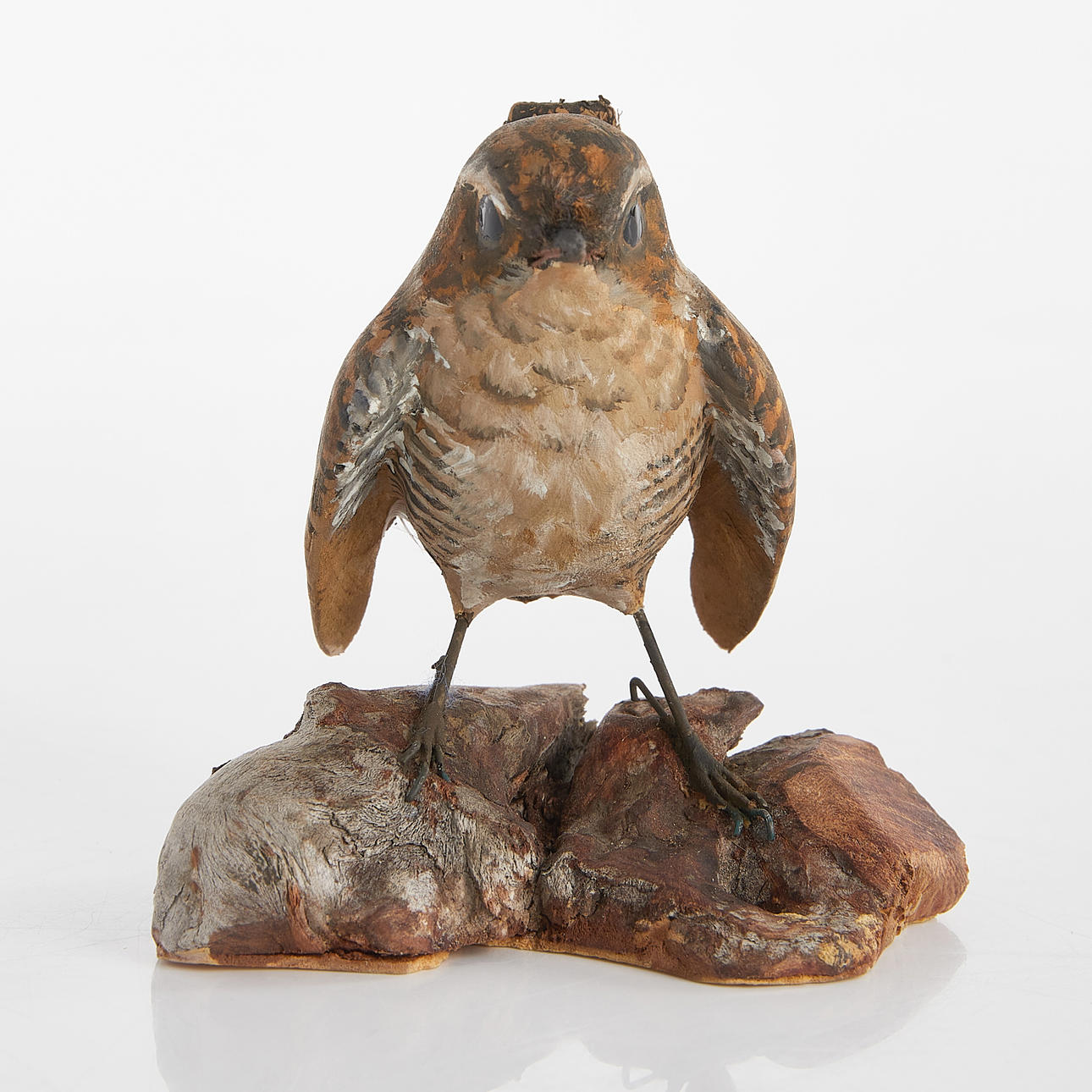 ELIN LARSON. Bird, Gärdsmyg, cut wood.