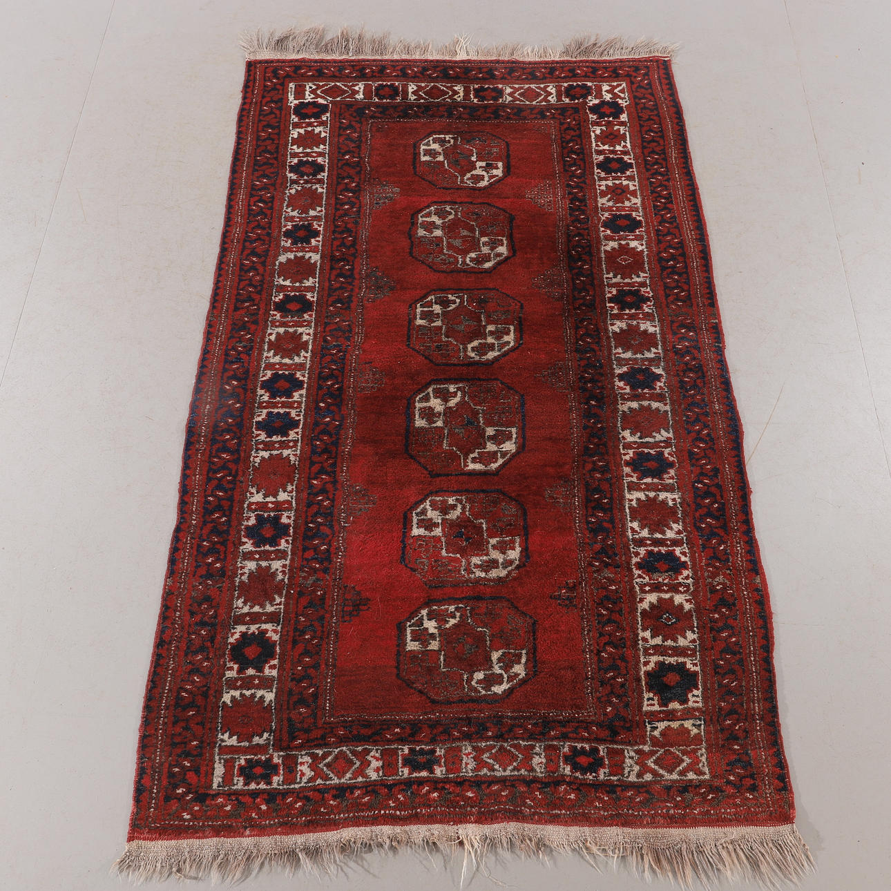 TEPPICH, "Afghanistan", 225 x 122 cm.