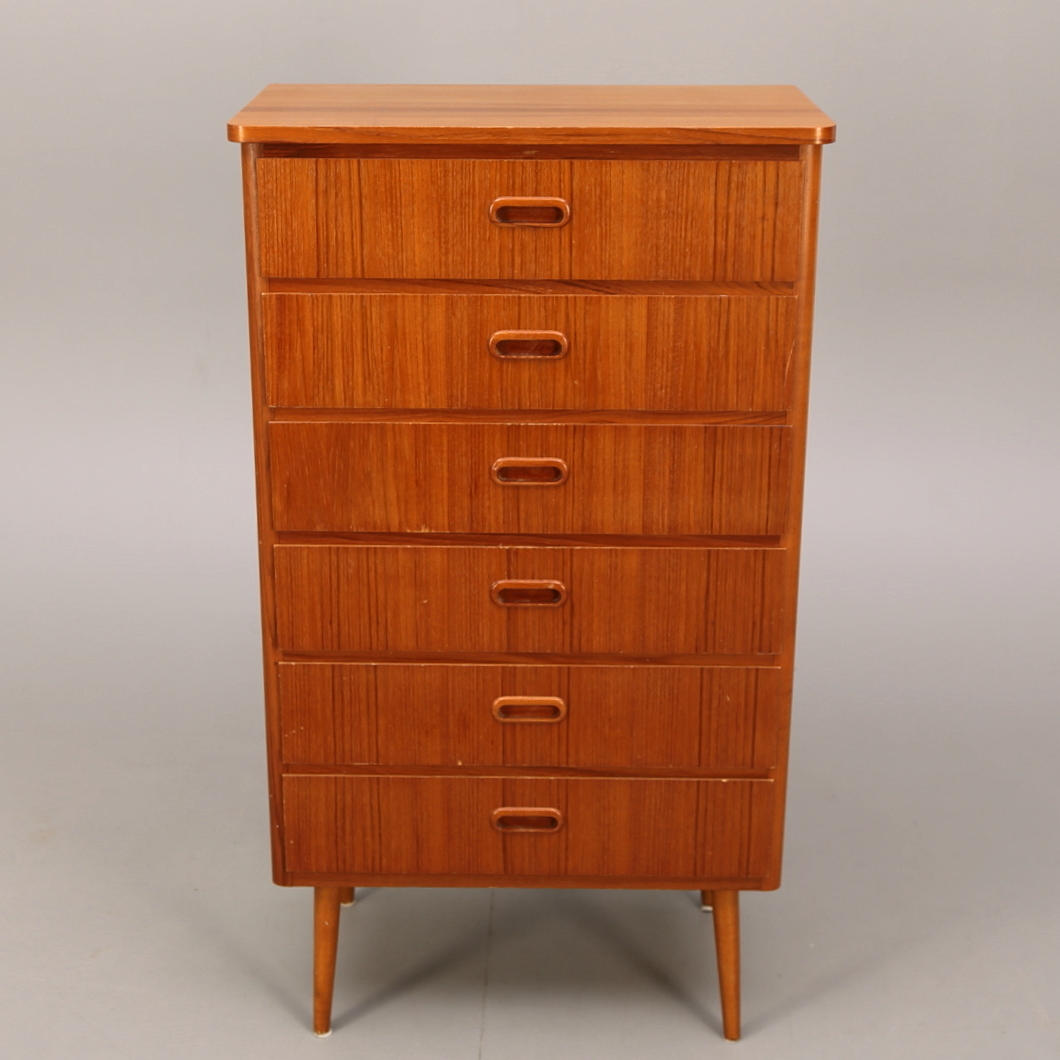 BYRÅ, teakfaner, 6 lådor, 1900-talets senare del.