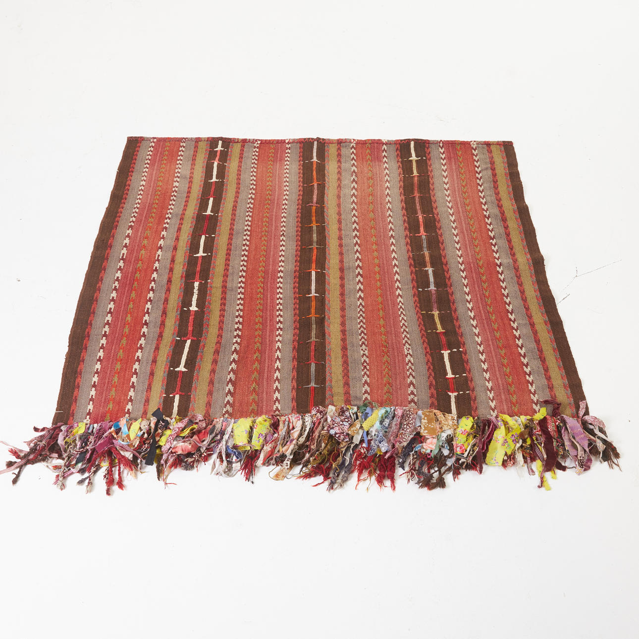 ORIENTMATTA, old, Kars, Kapilik, kelim, dekor av tygremsor.