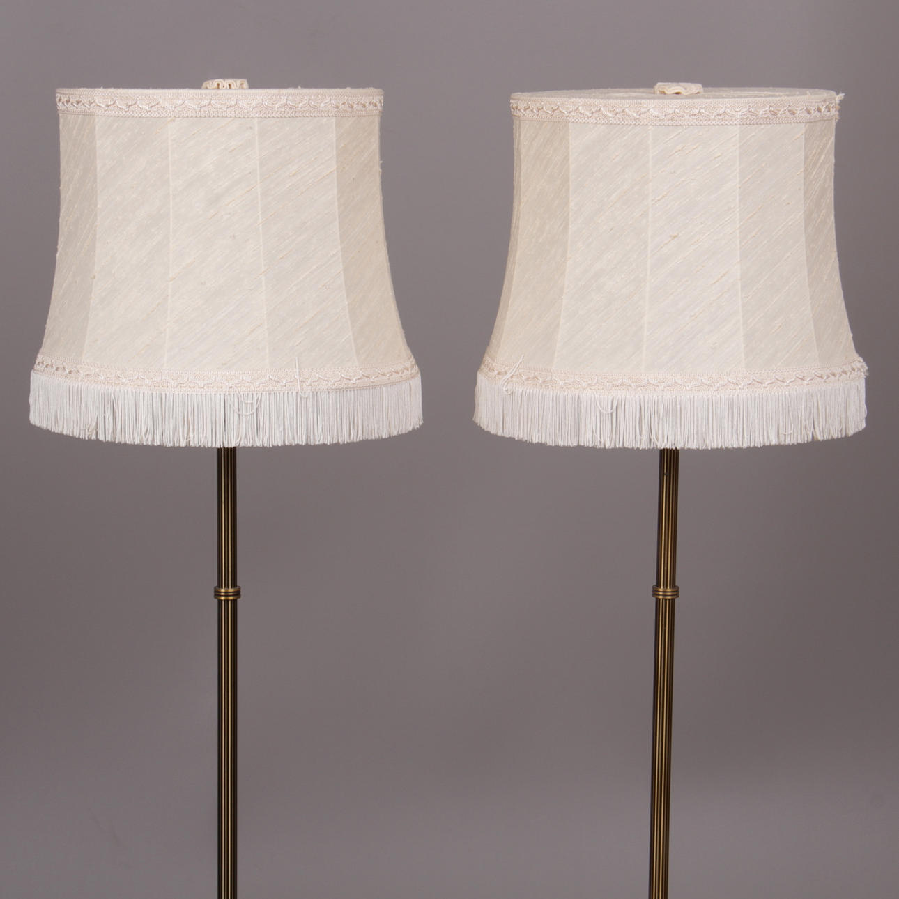 GOLVLAMPOR, ett par, mässing, Nafa, 1900-talets mitt.