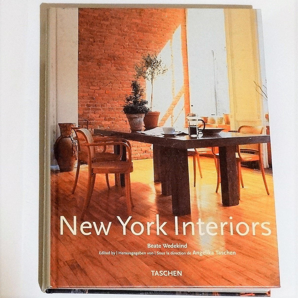 NEW YORK INTERIORS, TASCHEN VERLAG, 2002.