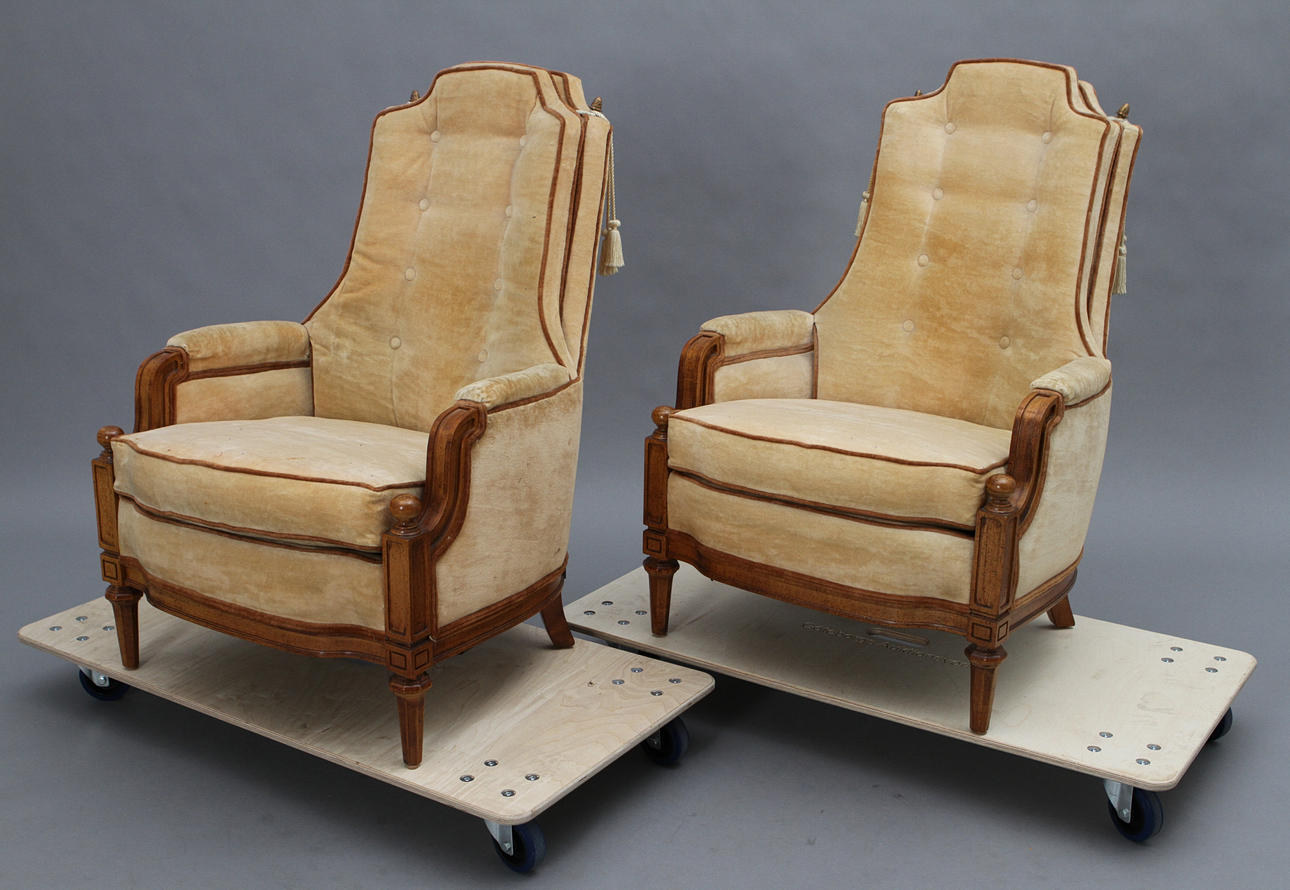 FÅTÖLJER, 2 st. 1900-tal.