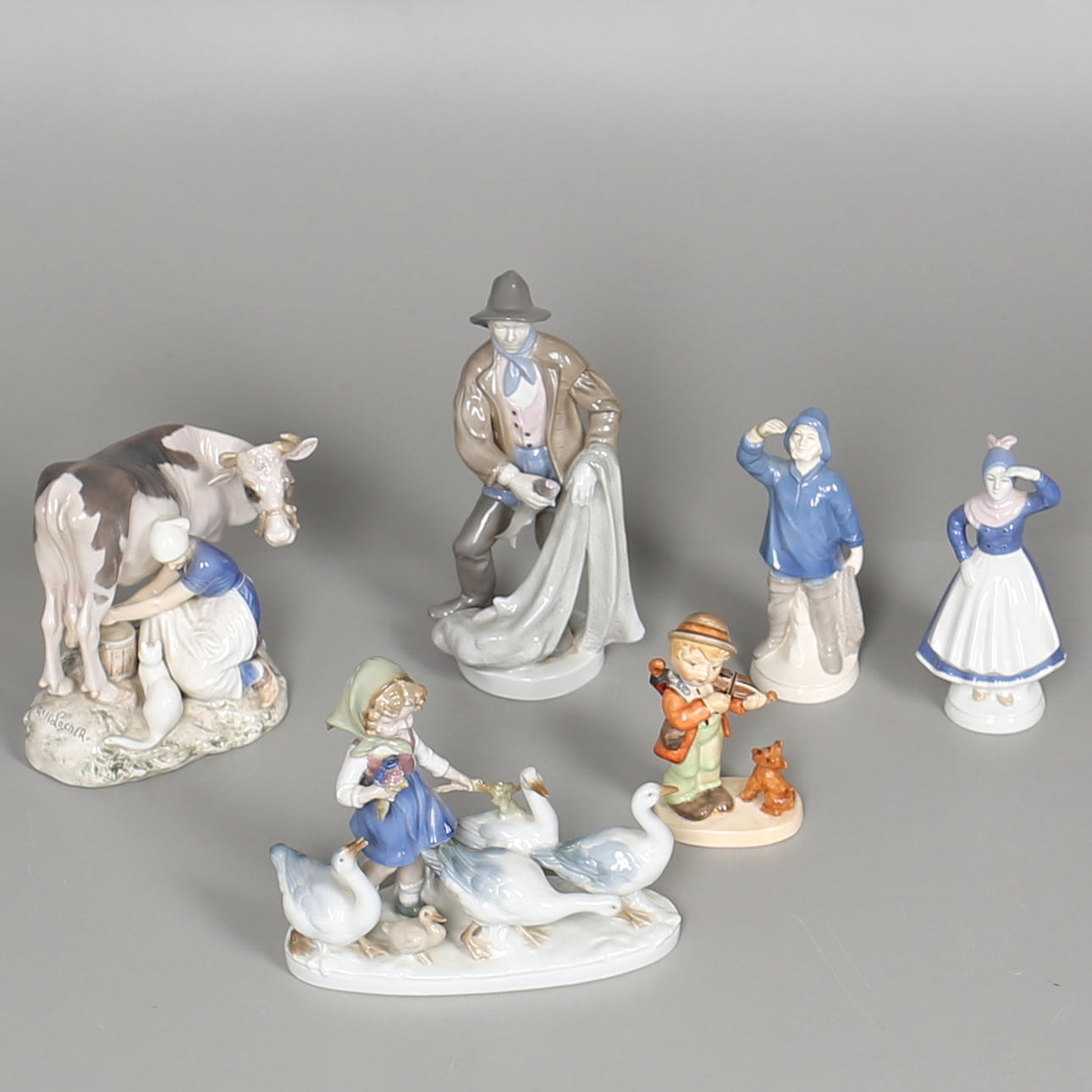 PARTI FIGURINER. Porslin. 6 st. Bl a Lippelsdorf, GDR, B&G, Hummel.