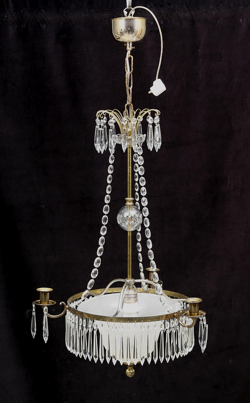 LJUSKRONA, sengustaviansk stil, total längd ca. 84 cm.