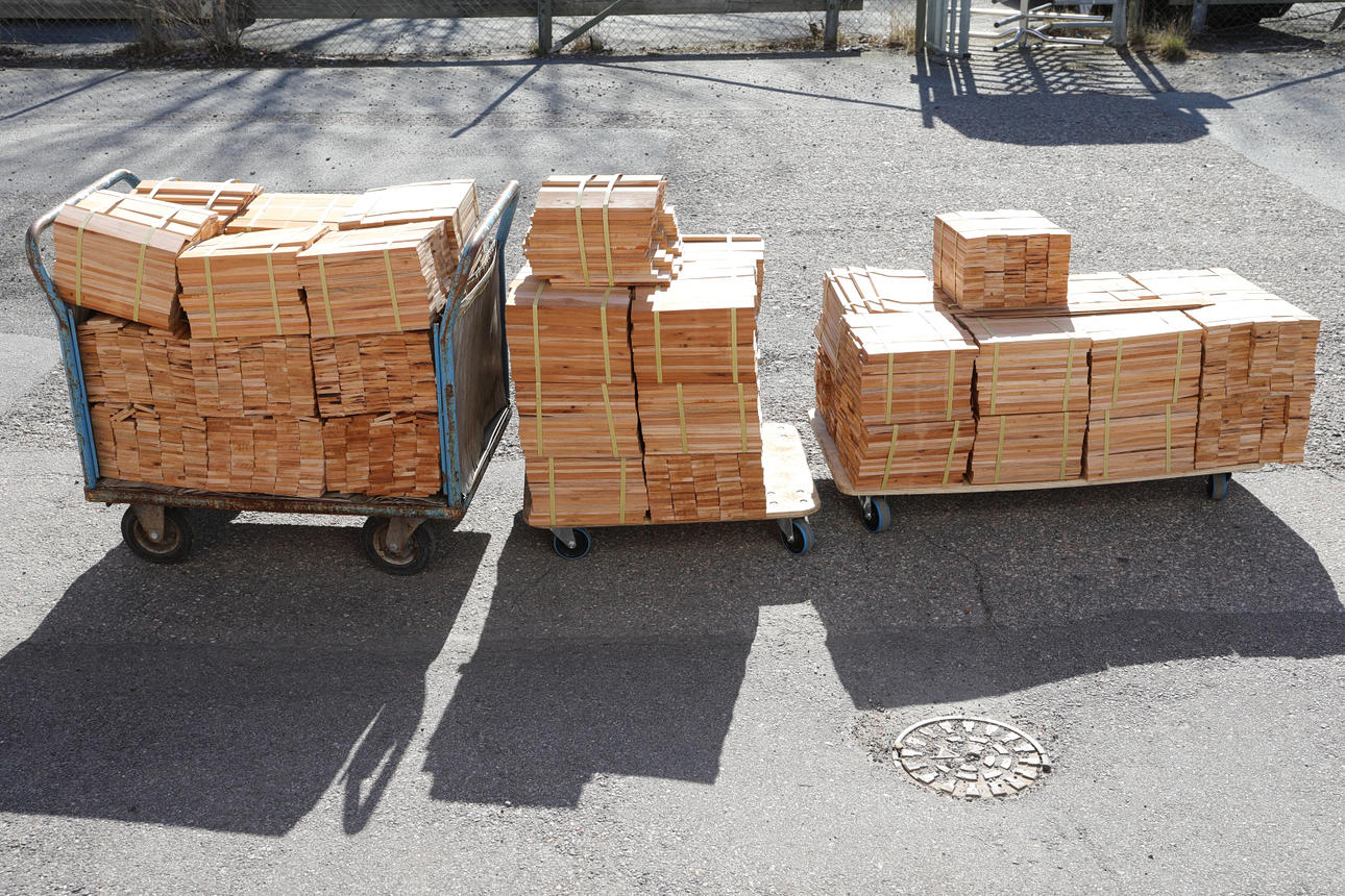 PARQUET ESPIGA, caoba, total 86,4 m².