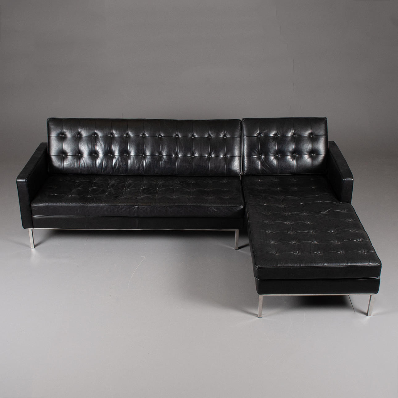 MODULSOFFA, samtida.