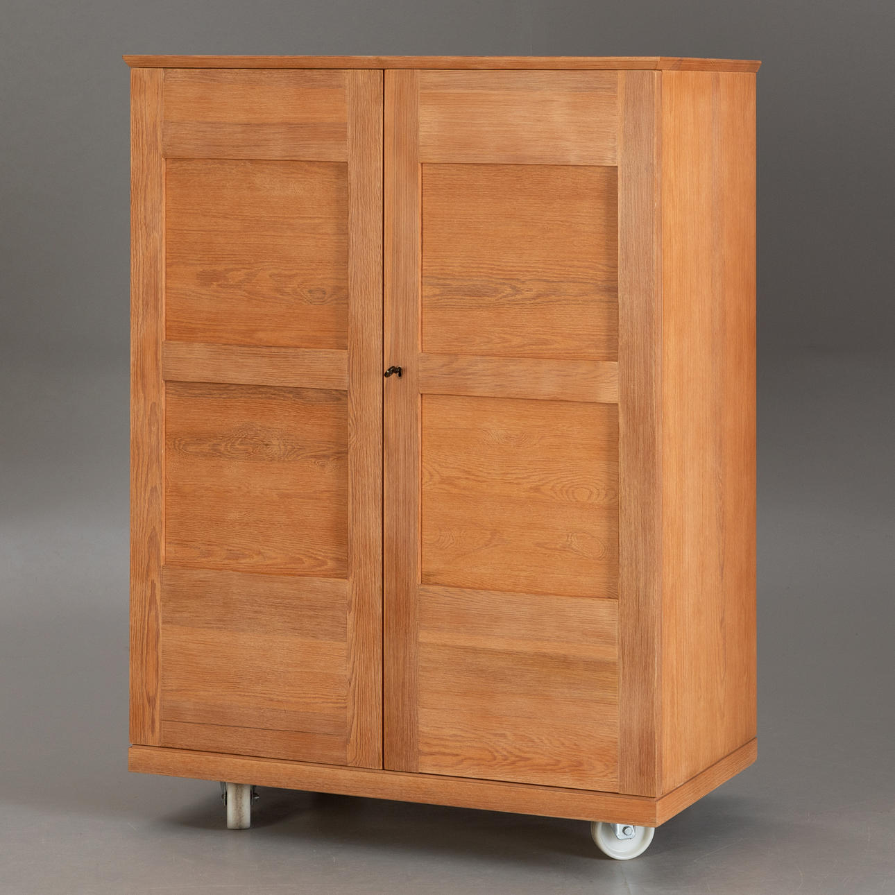 Marktex, medio mueble, MADERA DE PINO.