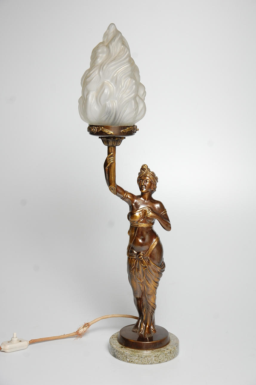 BORDSLAMPA, gjuten brons, kolmårdsmarmor,1900-talets första hälft.