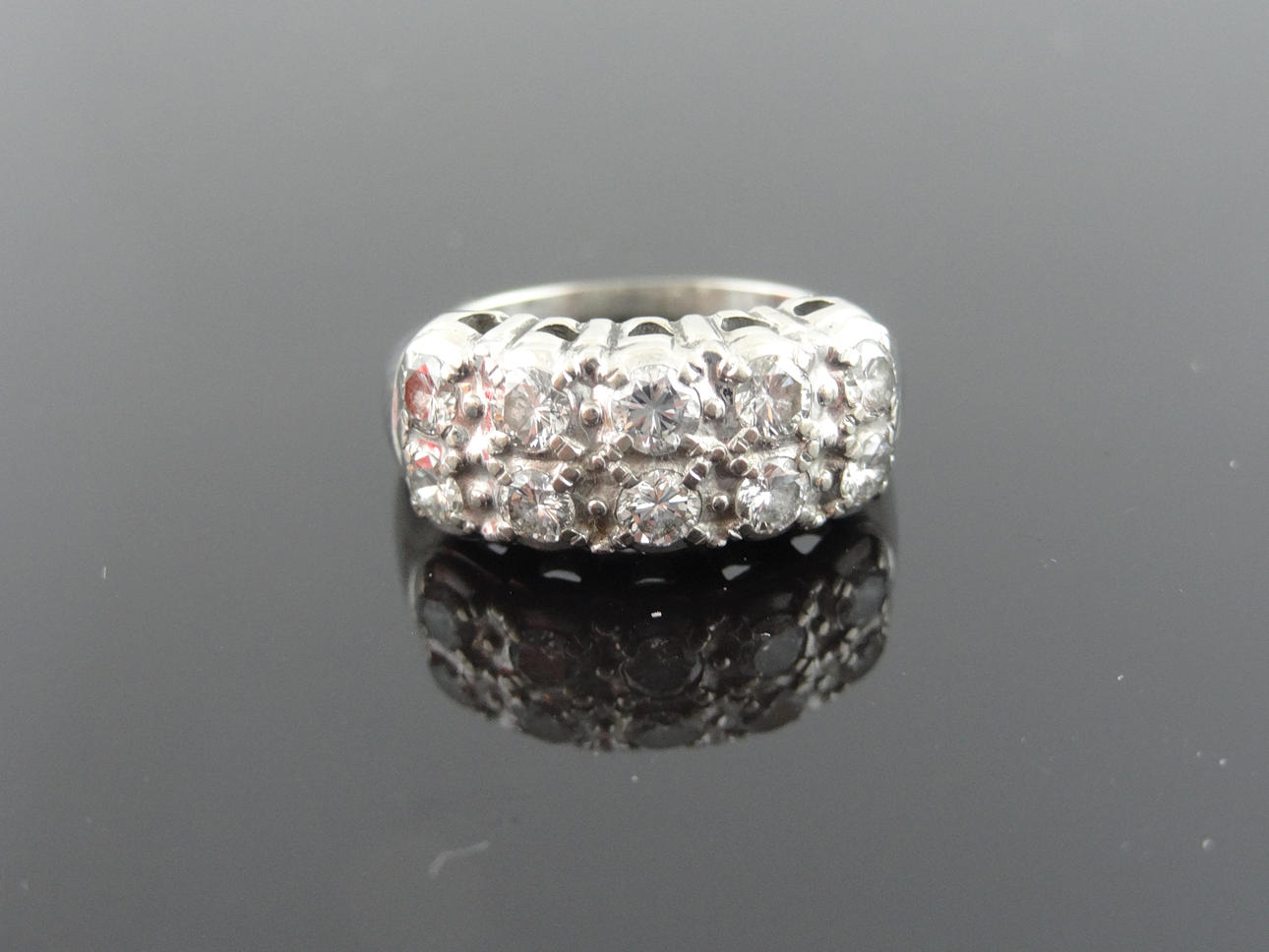 Kvinnors dubbelradiga diamantring 1,00cts.