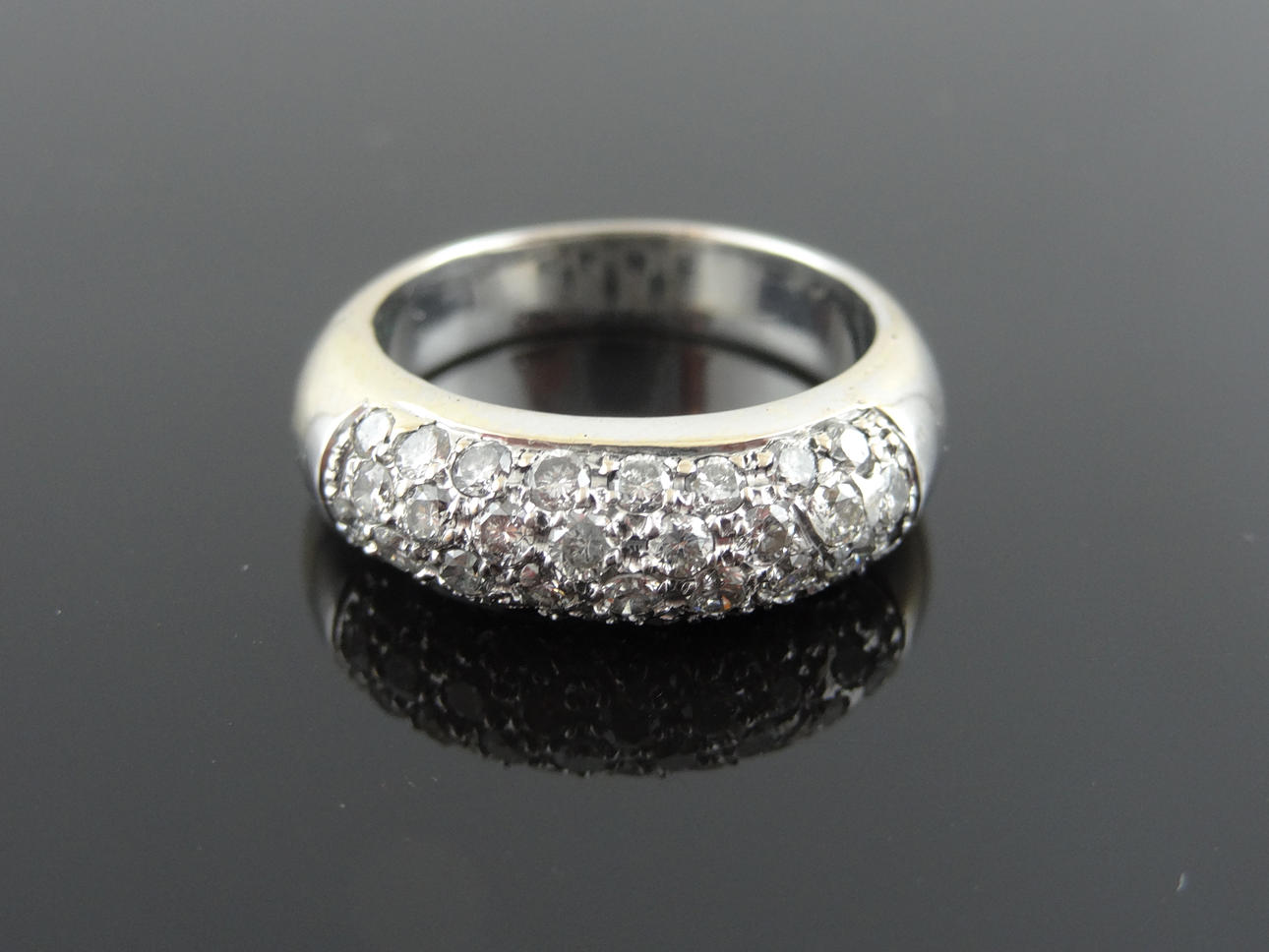 KVINNORS Dome Design diamantring 1,20cts.