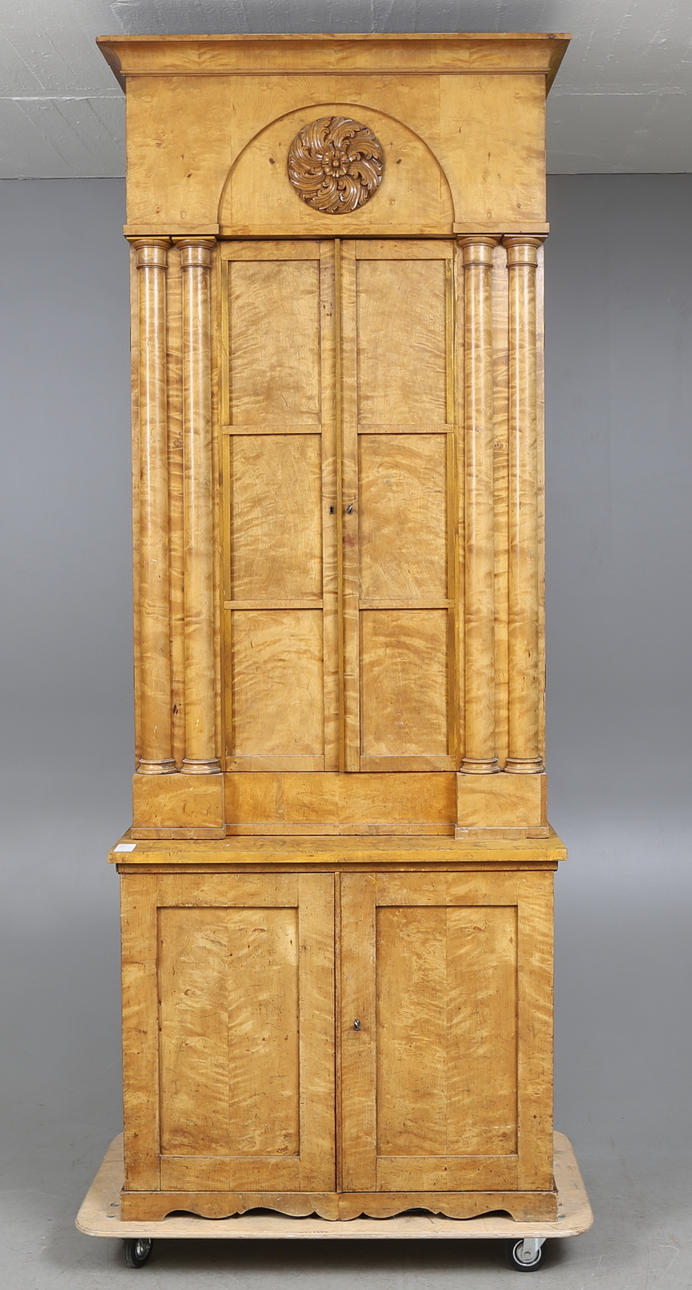 BOKSKÅP, Senempir, 1800 talets första hälft.