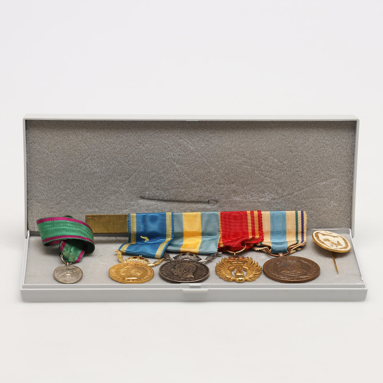 MEDALS, including Zeal and Honesty.