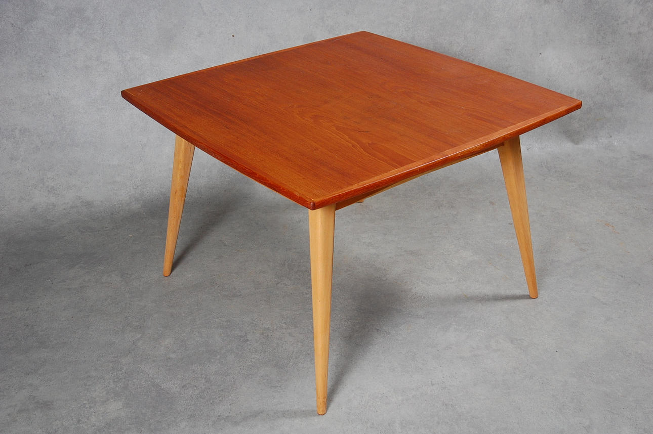MATBORD, höj och sänkbart, 1950-tal " EM Bordet ", Emmaboda Möbelfabrik.