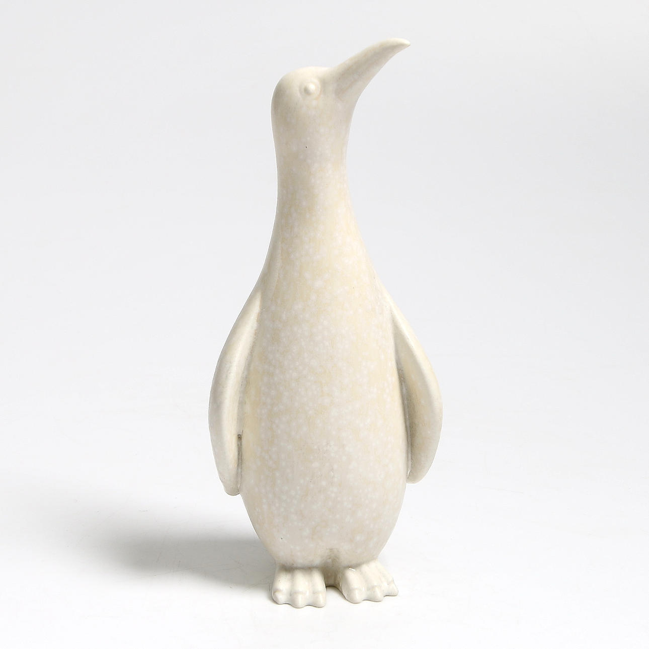 SKULPTUR, pingvin, Gunnar Nylund, Gustavsberg. 1900-talets mitt.