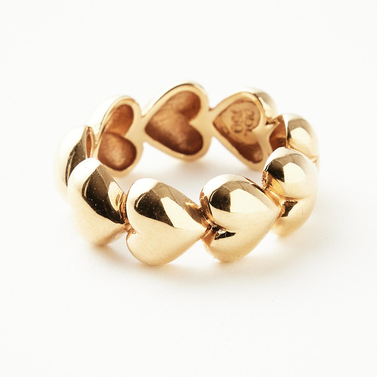 OLE LYNGGAARD. Heart Ring 18k gold.